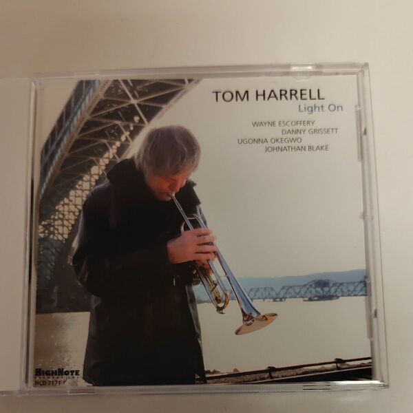 トム・ハレル ライト・オン【輸入盤 ルディ・ヴァン・ゲルダーによる24bit・デジタル・リマスター】