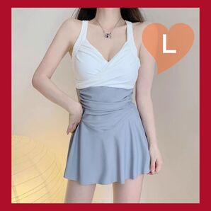 水着 ワンピース 美シルエット 細見え ツートン 上品 フェミニン 海 夏 フリル パッドあり