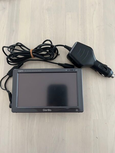 中古品 SANYO Gorilla ポータブルナビ NV-SB530DT ゴリラ ワンセグ カーナビ
