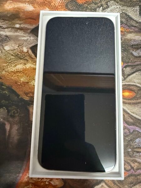 iPhone15pro 128GB ホワイトチタニウム SIMフリー