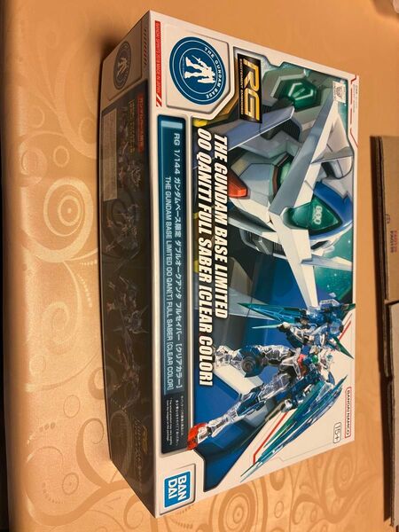 RG 1/144 ガンダムベース限定 ダブルオークアンタフルセイバー 【クリアカラー】