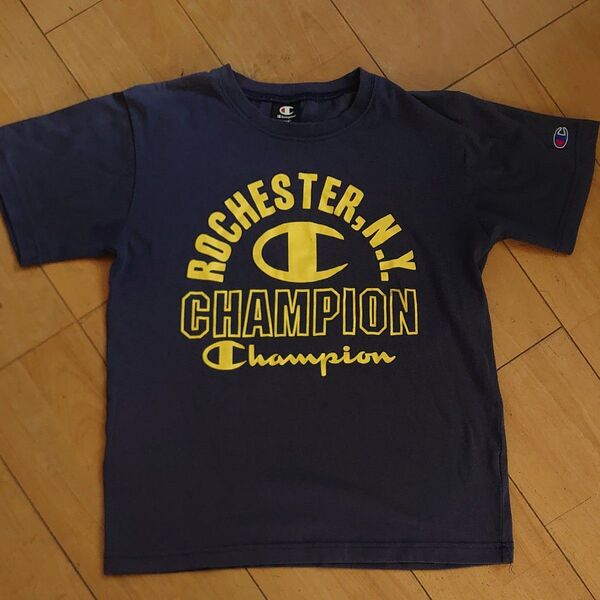 Champion Tシャツ 160 色褪せ、引っかき穴あります