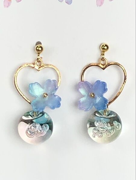 ☆373☆ 紫陽花 ハート シャボン玉 ピアス (※イヤリング変更可)