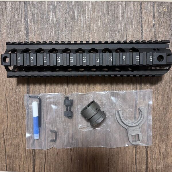 実物 BCM ハンドガード QRF M4 AR15 10インチ