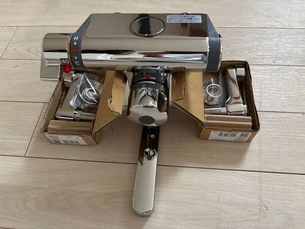 TOTO 浴室用 壁付サーモスタット混合水栓 定量止水 寒冷地用 TMF47ARRZA ほぼ新品
