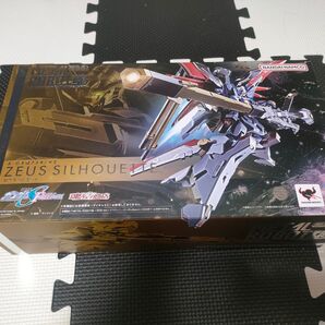機動戦士ガンダムSEED FREEDOM METAL ゼウスシルエット ROBOT魂