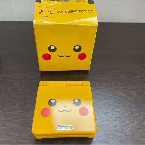 Nintendo ゲームボーイアドバンスSP ピカチュウカスタム