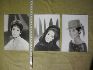 希少　古いブロマイド３枚 　1960年代の宝塚歌劇団：女優ブロマイド　お名前がわかりません。　その２ 
