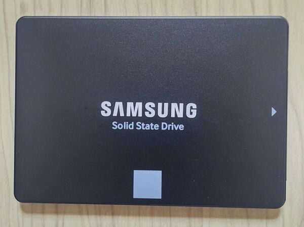 ☆Samsung 860 EVO 500GB /USED 美品