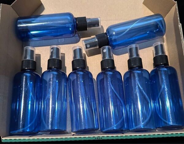 スプレーボトル アトマイザー 遮光 青色 アルコール用 用途色々 100ml 8本 簡易梱包 ブルー プラ製 手芸用
