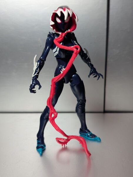 マーベルレジェンド ゴーストスパイダー グウェノム フィギュア