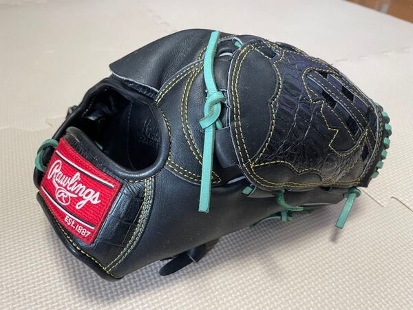 ローリングス 軟式投手用グローブ(秋山モデル) 70個限定品(キャンペーン期間価格7/6まで)