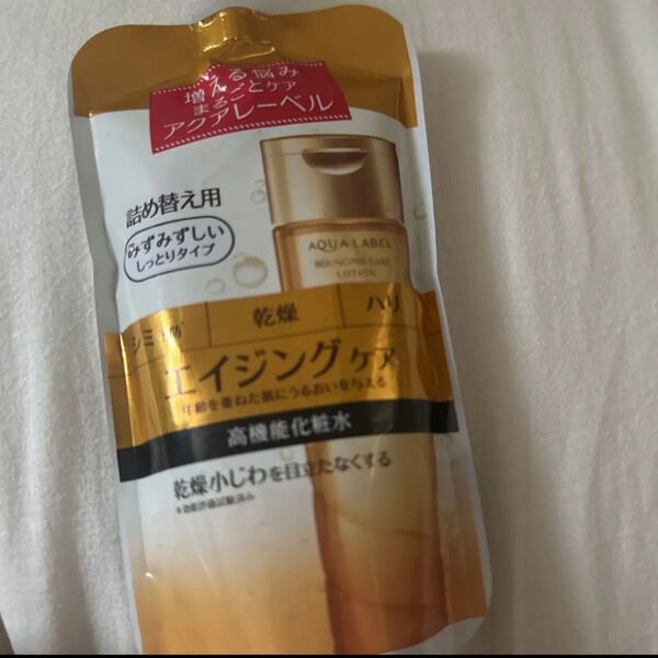 アクアレーベル バウンシングケア ローション M(みずみずしいしっとりタイプ) (詰め替え用) 180ml (医薬部外品)