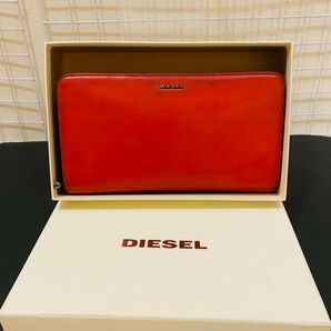 【箱付きまあまあ美品】 DIESEL ディーゼル 長財布 ロングウォレット ラウンドファスナー 財布 レザー レッド