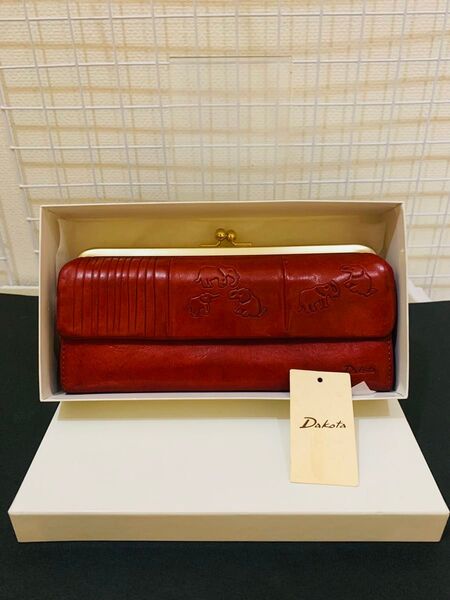 【箱付き未使用】Dakota ダコタ 長財布 ガマ口 レザー レッド