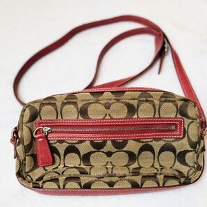 COACH シグネチャー ショルダーバッグ 斜め掛け