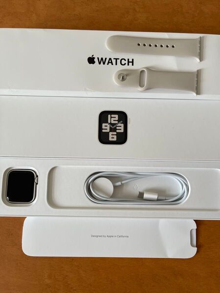 アップルウォッチ SE 第2世代 GPS モデル 40mm