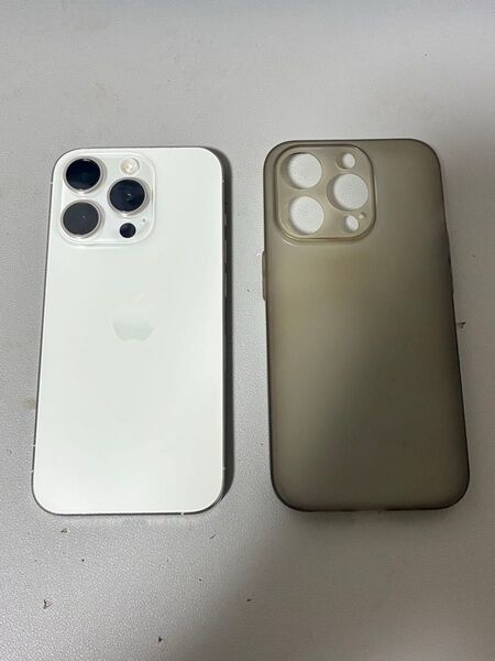 超美品 iPhone15 Pro 128GB ホワイトチタニウム SIMフリー 中国版