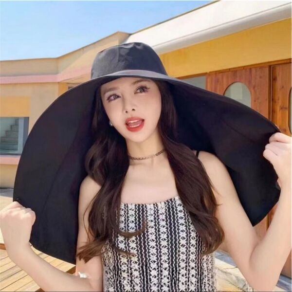 ブラック ゴム紐付き 韓国 UVカット 折りたたみ つば広 紫外線 帽子 日焼け対策 お出かけ 野球観戦 キャンプ 日除け