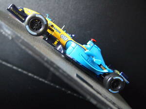 1/43 ルノー R24 2004年 ヤルノ トゥルーリ 初優勝ベースモデル車 RENAULT Jarno Trulli 片山右京と 仲良し IXO社製 ダイキャスト・メタル