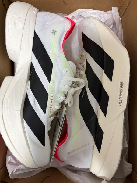 adidas アディオスプロ4