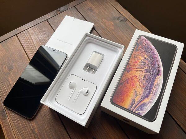 iPhone xs max 512gb simフリー 美品
