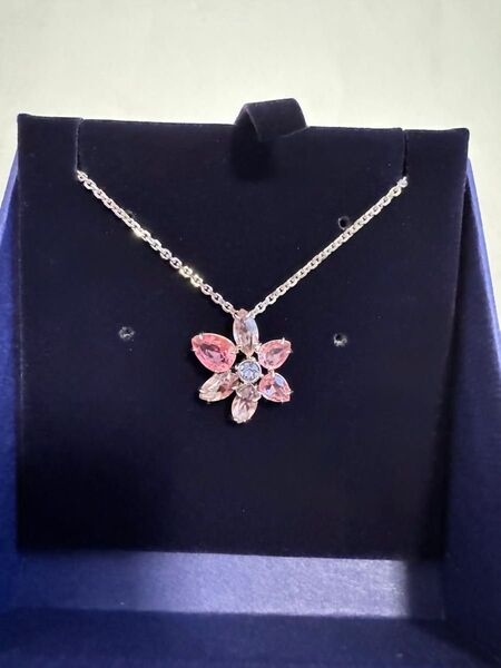 SWAROVSKI スワロフスキー 桜 ネックレス ピンク