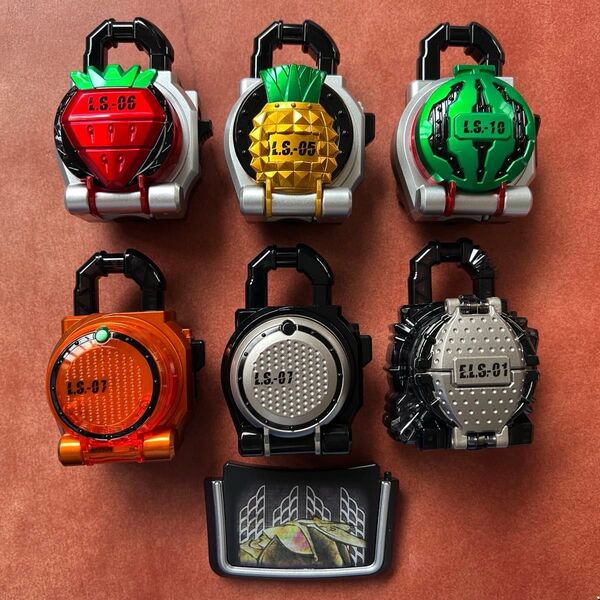 CSM 仮面ライダー鎧武 ロックシード 鎧武セット