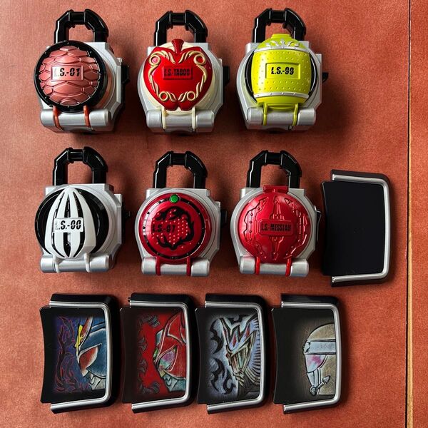 CSM 仮面ライダー鎧武 ロックシード ユグドラシルセット