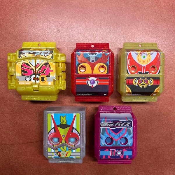仮面ライダーガヴ ゴチゾウ バイス ジオウ アギト キバ ゼロワン