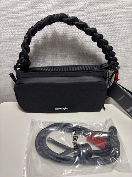【新品未使用】topologieトポロジーボトルサコッシュストラップ2本付き