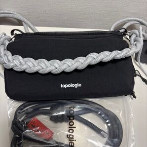 【セール新品未使用】topologieトポロジーボトルサコッシュストラップ2本付き