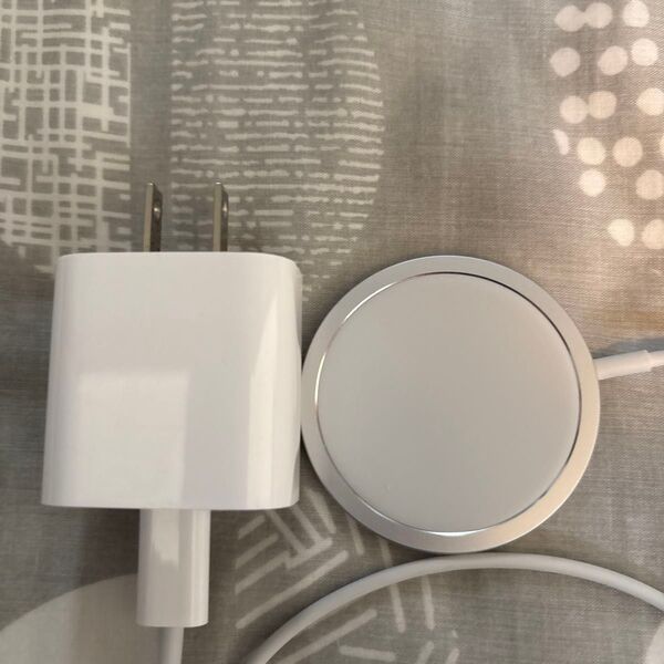 Apple MagSafe充電器 20W USB-C電源アダプタ 2点セット