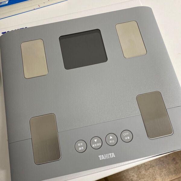 タニタ 体重計 グレー BC-334L