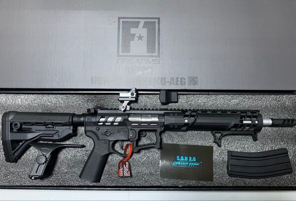 F1 FIRE ARMS UDR-15 RYUSOKU-AEG ドットサイト マウント グリップセット BATON 電動ガン