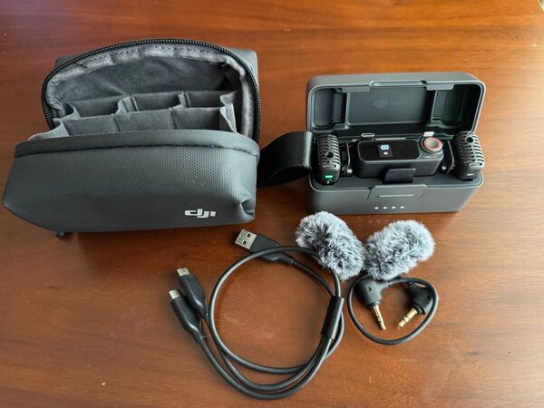 DJI Mic 2(トランスミッター×2 + レシーバー×1 + 充電ケース)
