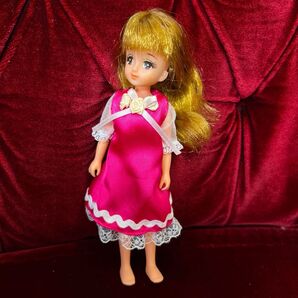 アンナちゃん バンダイ 人形
