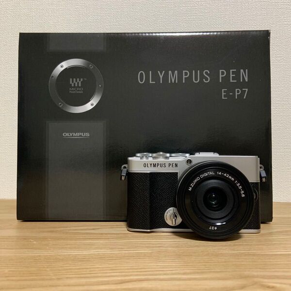 OLYMPUS PEN E-P7 14-42mm EZ レンズキット シルバー