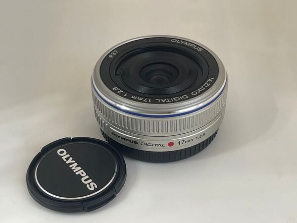 OLYMPUS M ZUIKO DIGITAL 17mm F2.8 シルバー