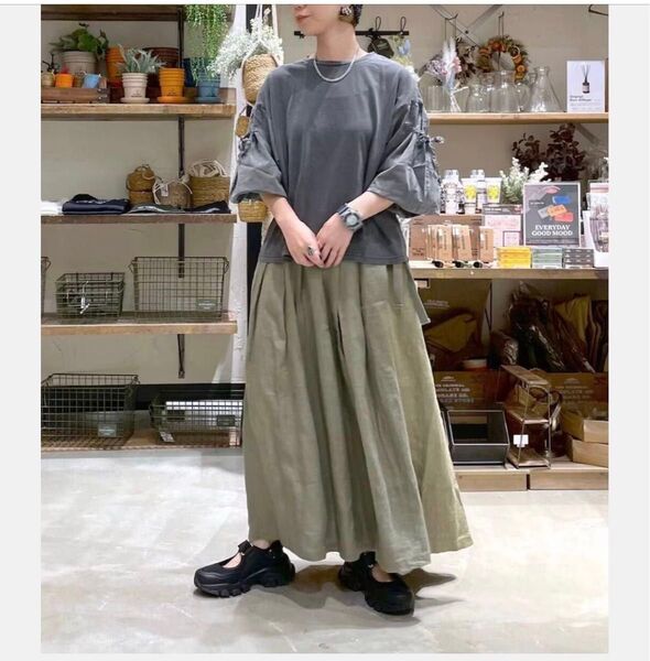 タグ付き新品niko and ...FINEリネンプリーツスカート 人気完売品