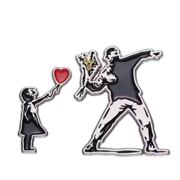 2個セット バンクシー 花束を投げる男 風船と少女 ピンバッジ ピンズ Banksy