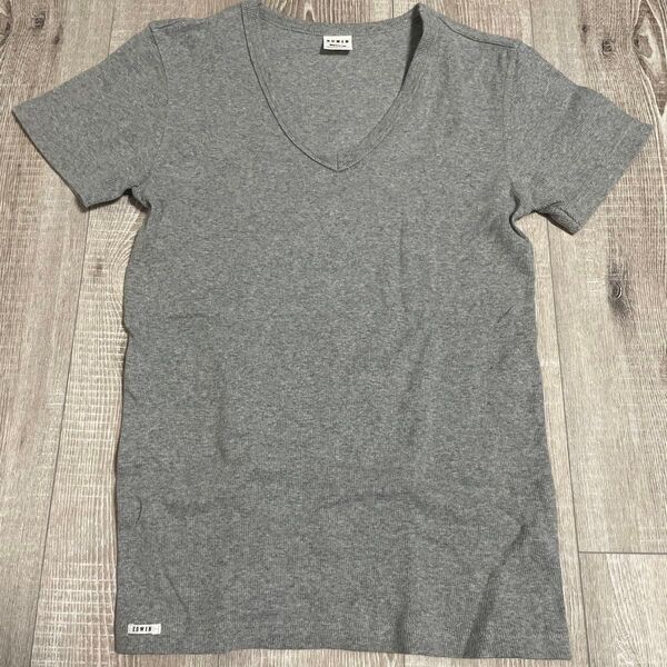 美品 EDWIN グレー Vネック Tシャツ M 半袖 Tシャツ カットソー グレー