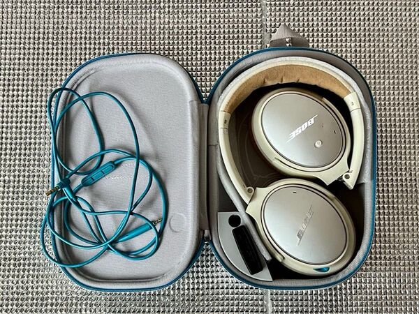 【交換用イヤーパッド付き】BOSE QuietComfort35 lノイキャンワイヤレスヘッドホン ホワイトシルバー