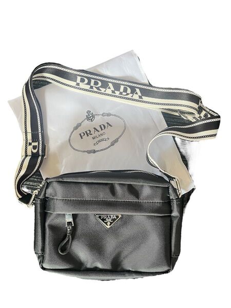 PRADA☆ショルダーバッグ☆ブラック