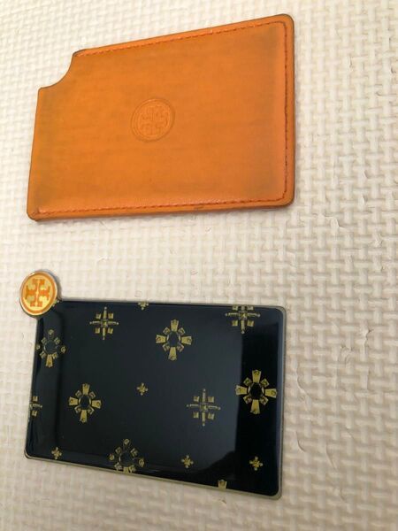 【非売品】トリーバーチ ケース付 カード ミラー 雑誌付録