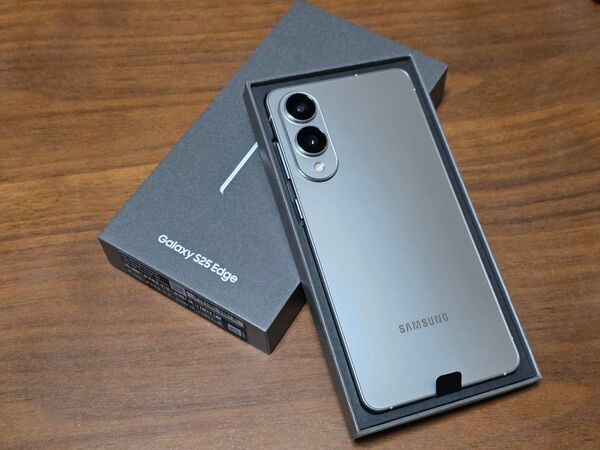 Samsung Galaxy S25 Edge シルバー 512GB