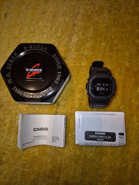 カシオ G-SHOCK ブラック