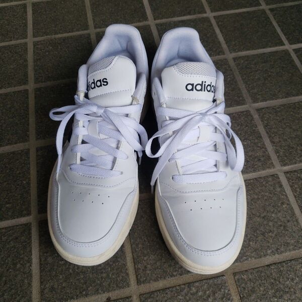 adidas スニーカー 白 25cm
