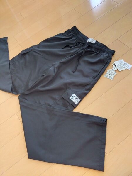 RVCA ナイロンパンツ 新品タグ付 カテゴリ変更可