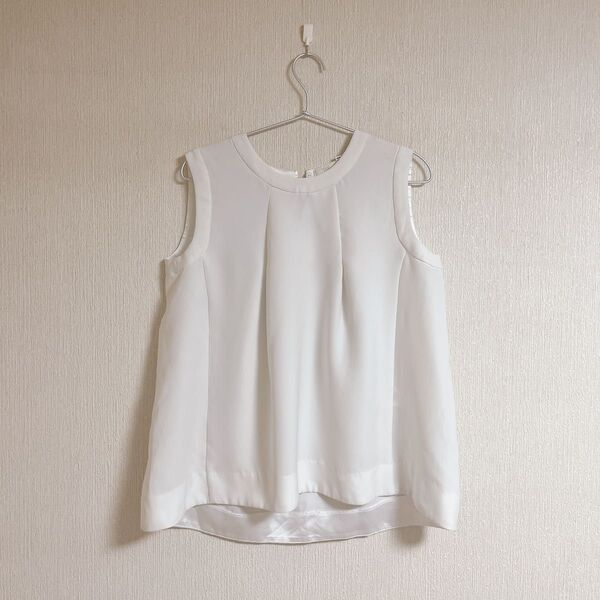 訳あり 美品 Cara カーラ ブラウス ホワイト FREE レディース カットソー ノースリーブ 白 チュニック ディノス M